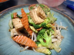 [ 75 ] Tao Hu Pad Pak Ruam Mit เต้าหู้ผัดผักรวมมิตร