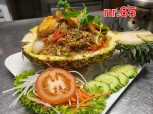 [ 65 ] Khao Pad Sapparod ข้าวผัดสับปะรด
