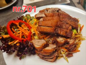 [ 70 ] Pad Si Iw mit Hähnchen ผัดซีอิ๊ว