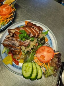 [ 68-1 ] Khao Pad Gäng Kiew Whan mit Ente ข้าวผัดแกงเขียวหวาน